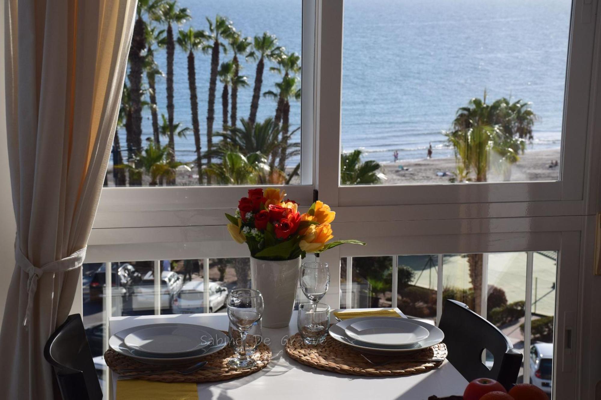 Love Nest By The Sea Wake Up With Ocean Views In Every Room Ruselo R408 Торокс Екстериор снимка