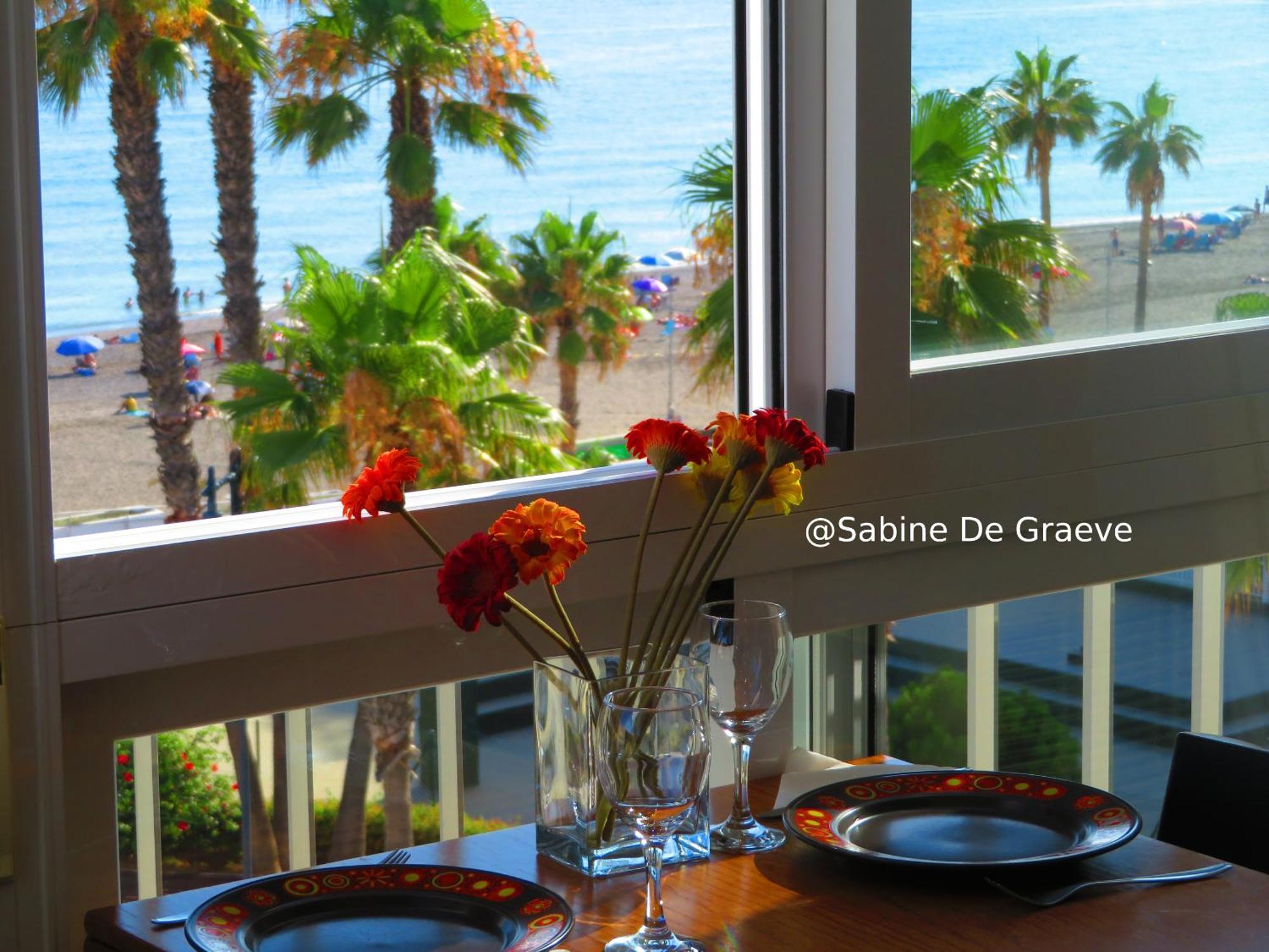 Love Nest By The Sea Wake Up With Ocean Views In Every Room Ruselo R408 Торокс Стая снимка