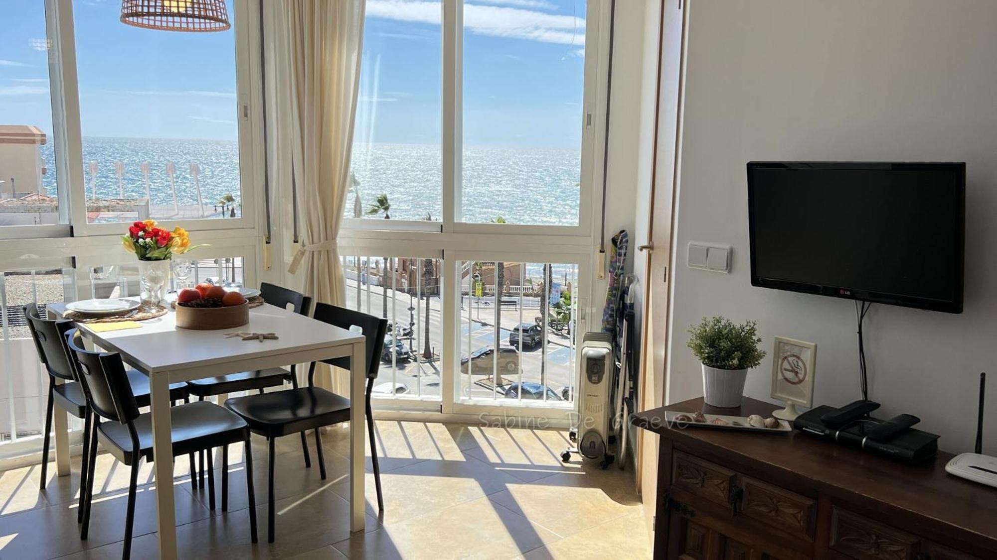 Love Nest By The Sea Wake Up With Ocean Views In Every Room Ruselo R408 Торокс Екстериор снимка